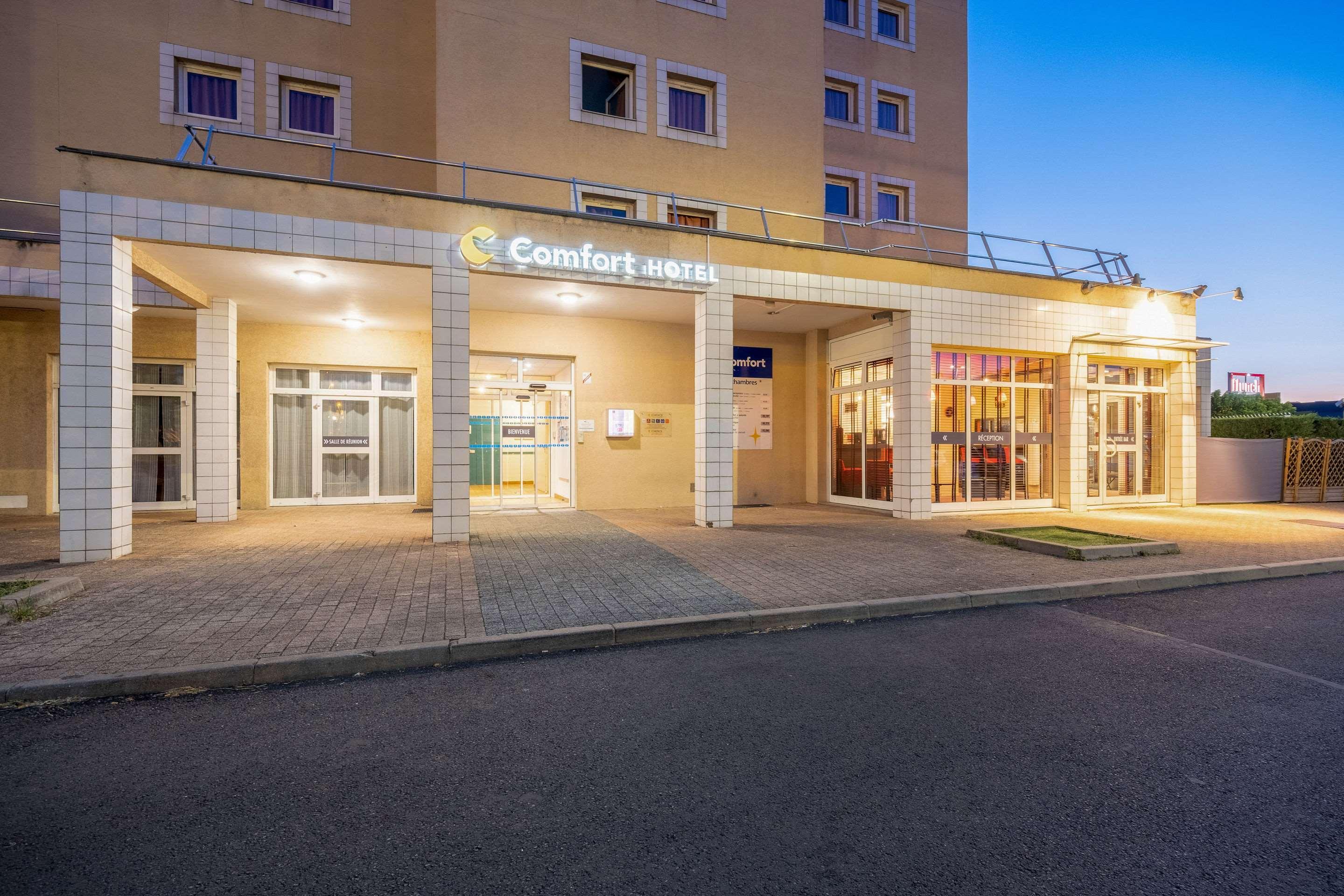 Comfort Hotel Montlucon Montluçon Exterior foto